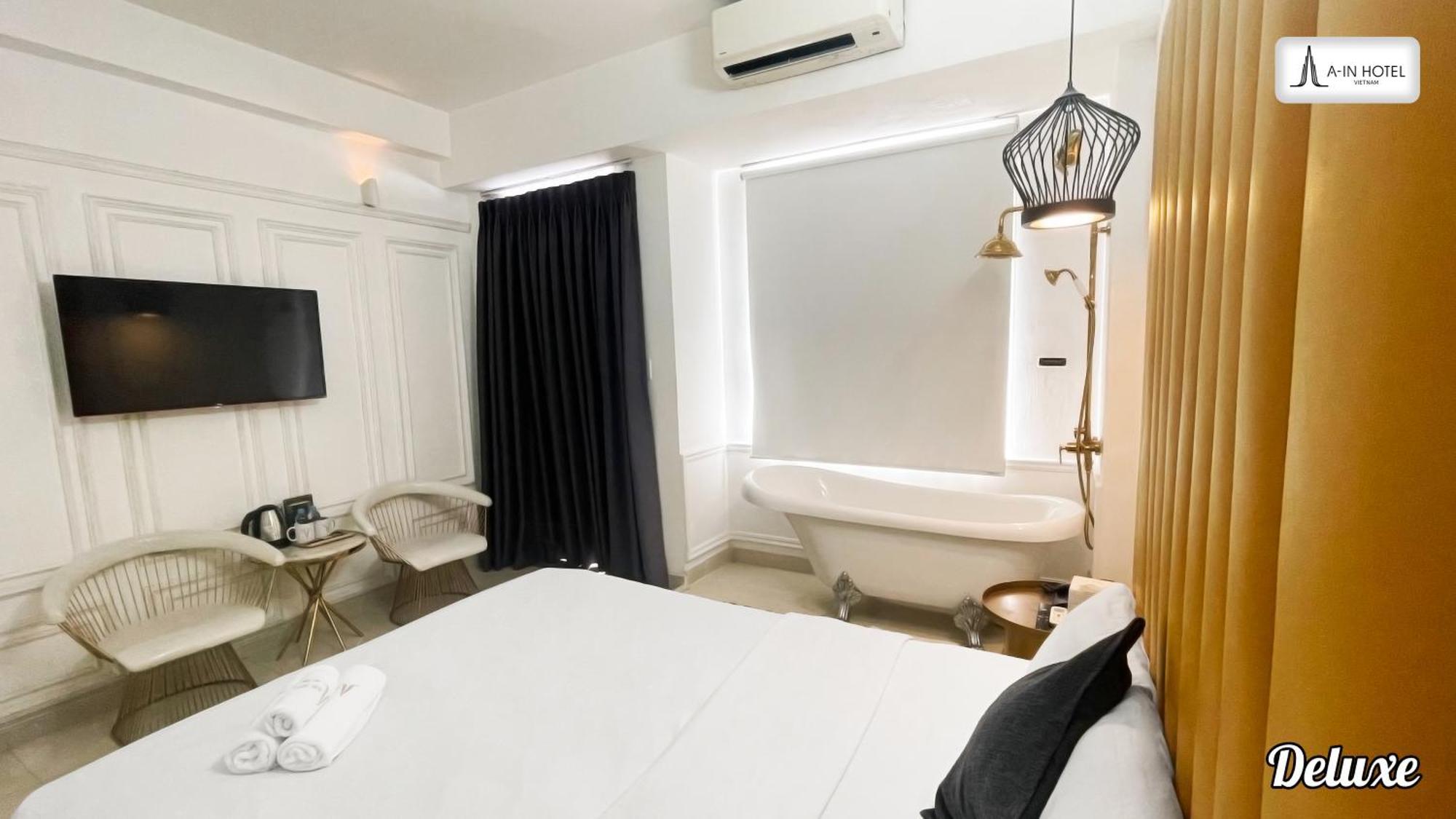 A In Hotel Glamour 호치민 외부 사진