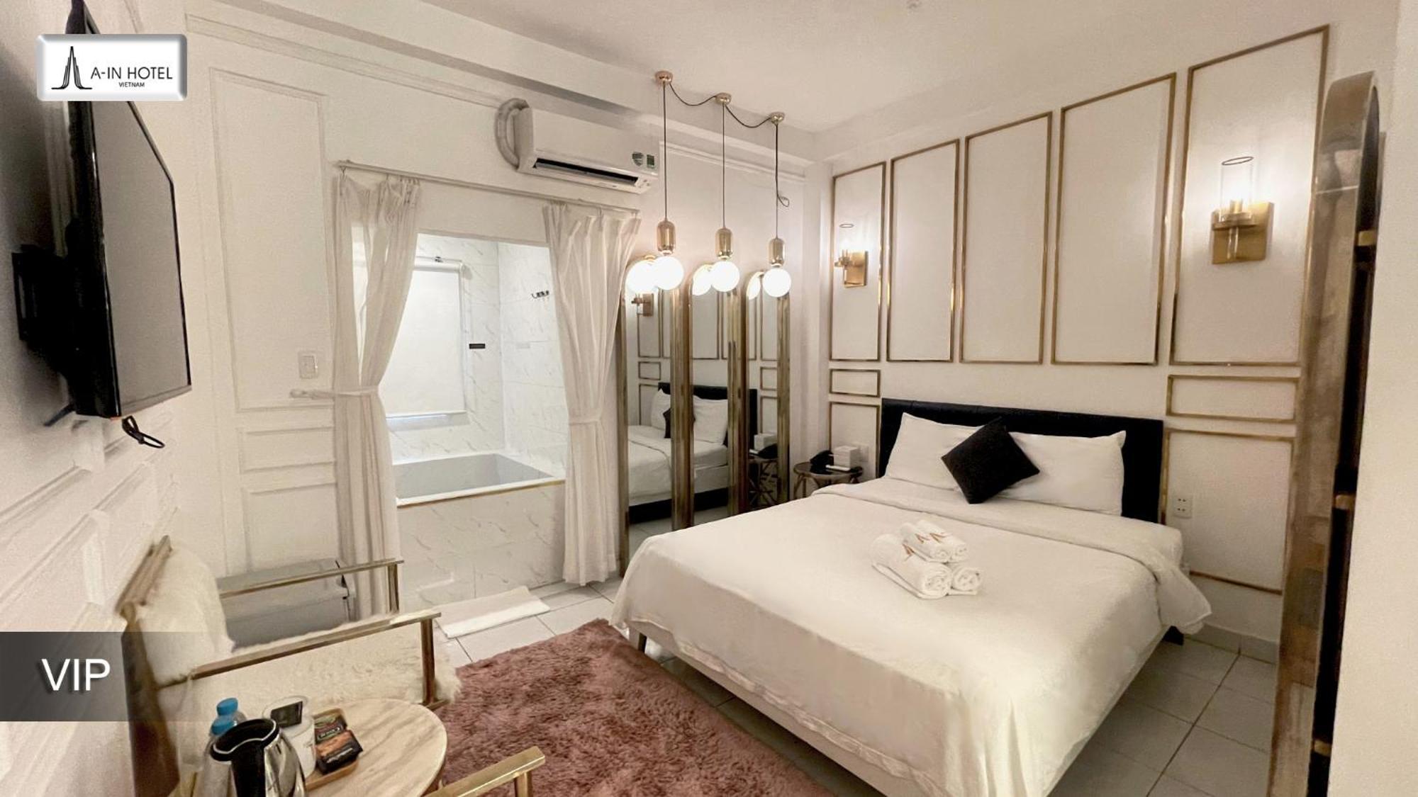 A In Hotel Glamour 호치민 외부 사진